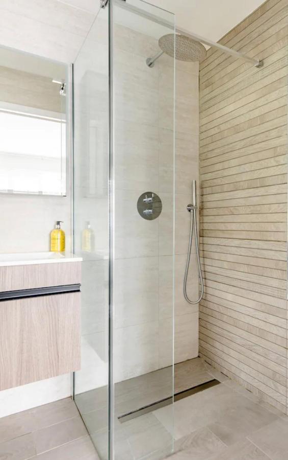 Arlington - Private Room And En-Suite Woking Ngoại thất bức ảnh